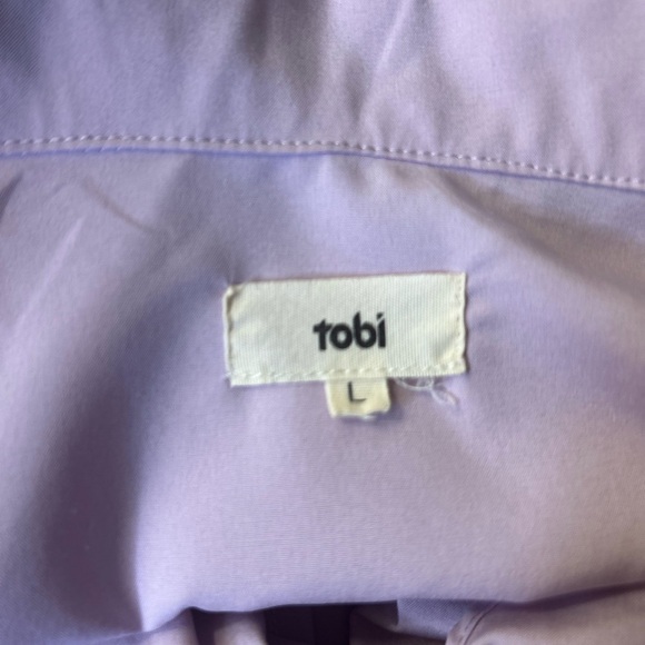 Tobi light lavender blouse. Size L. - Picture 2 of 4